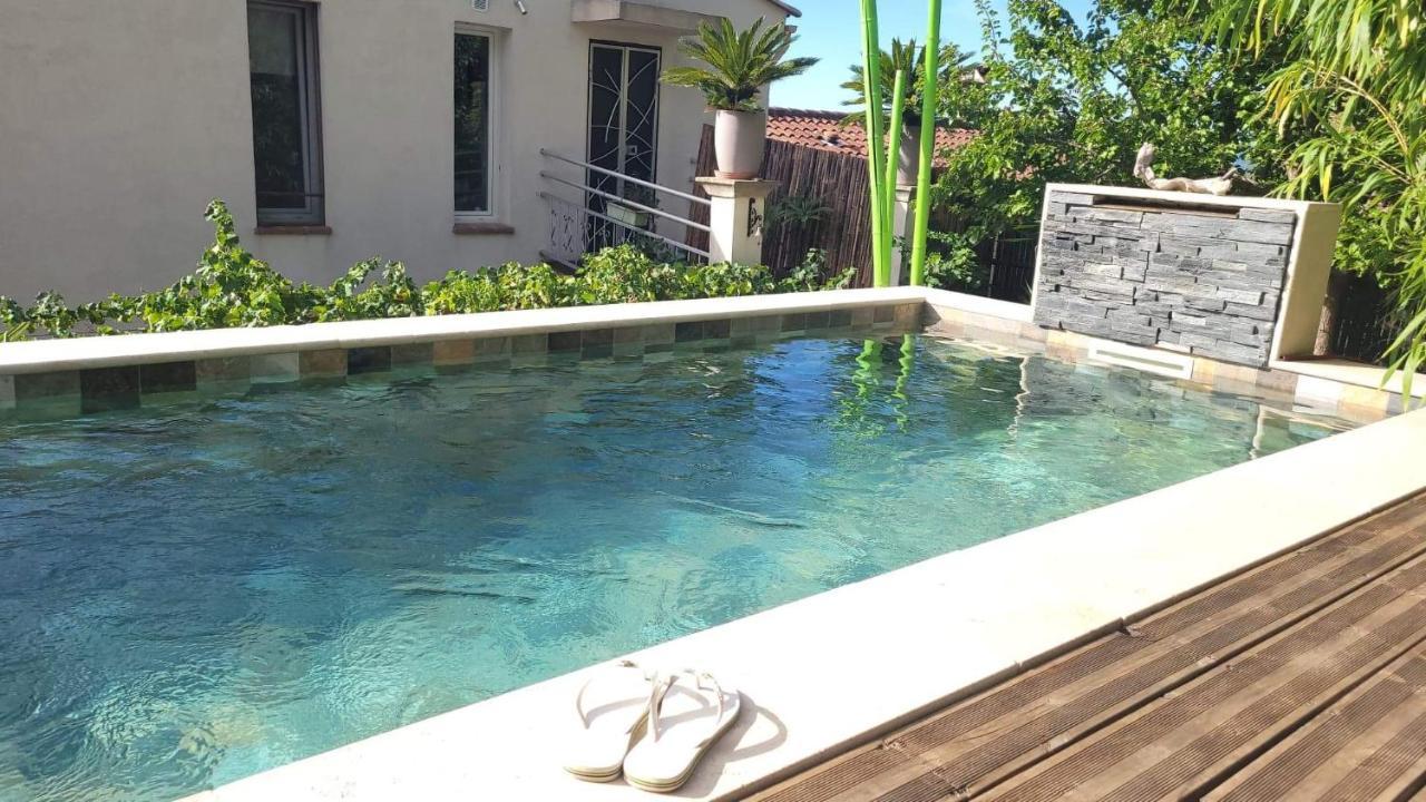 Logement De Charme Avec Piscine Et Jacuzzi Carnoules  Extérieur photo