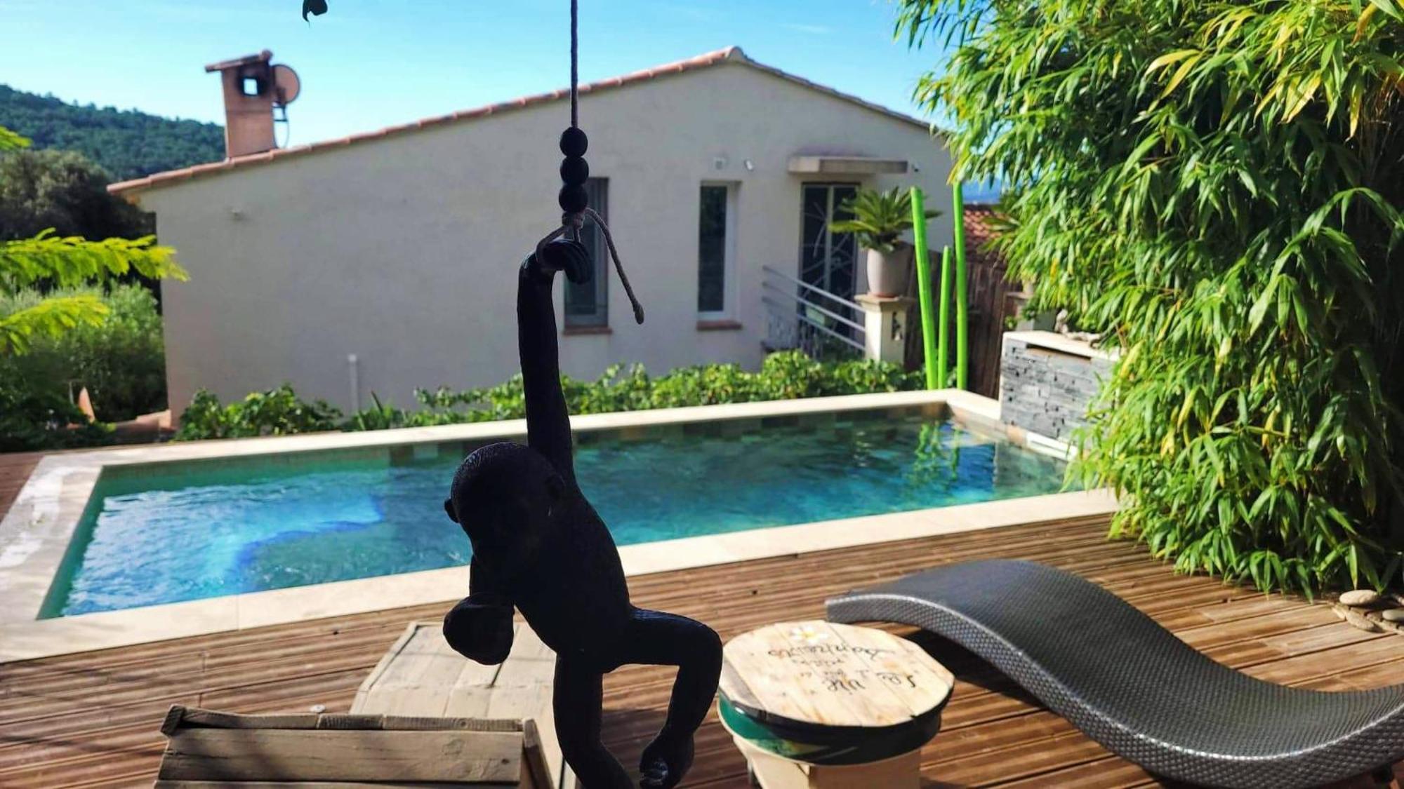 Logement De Charme Avec Piscine Et Jacuzzi Carnoules  Extérieur photo
